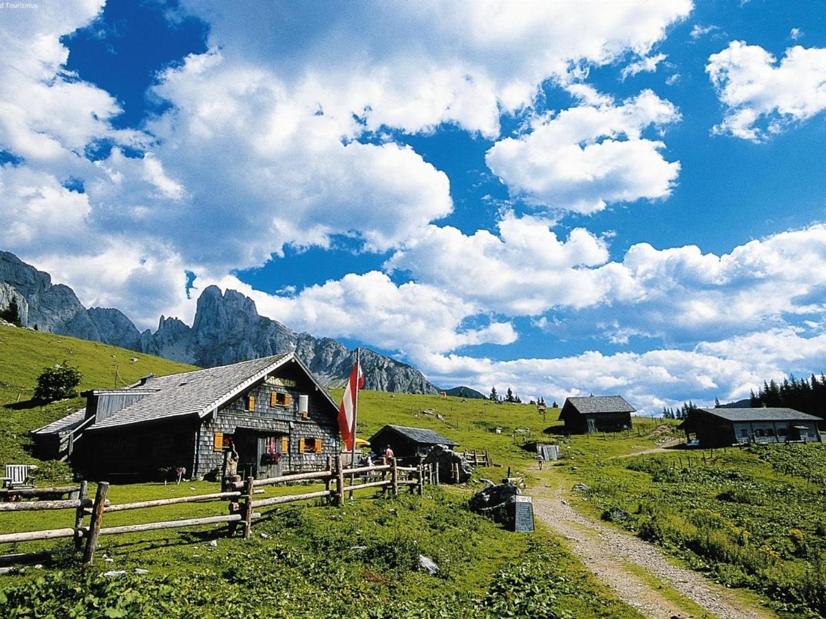 Vila Chalet In Ski Area In Leogang Exteriér fotografie